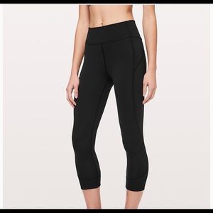 Lululemon Movement Crop Everlux 19"